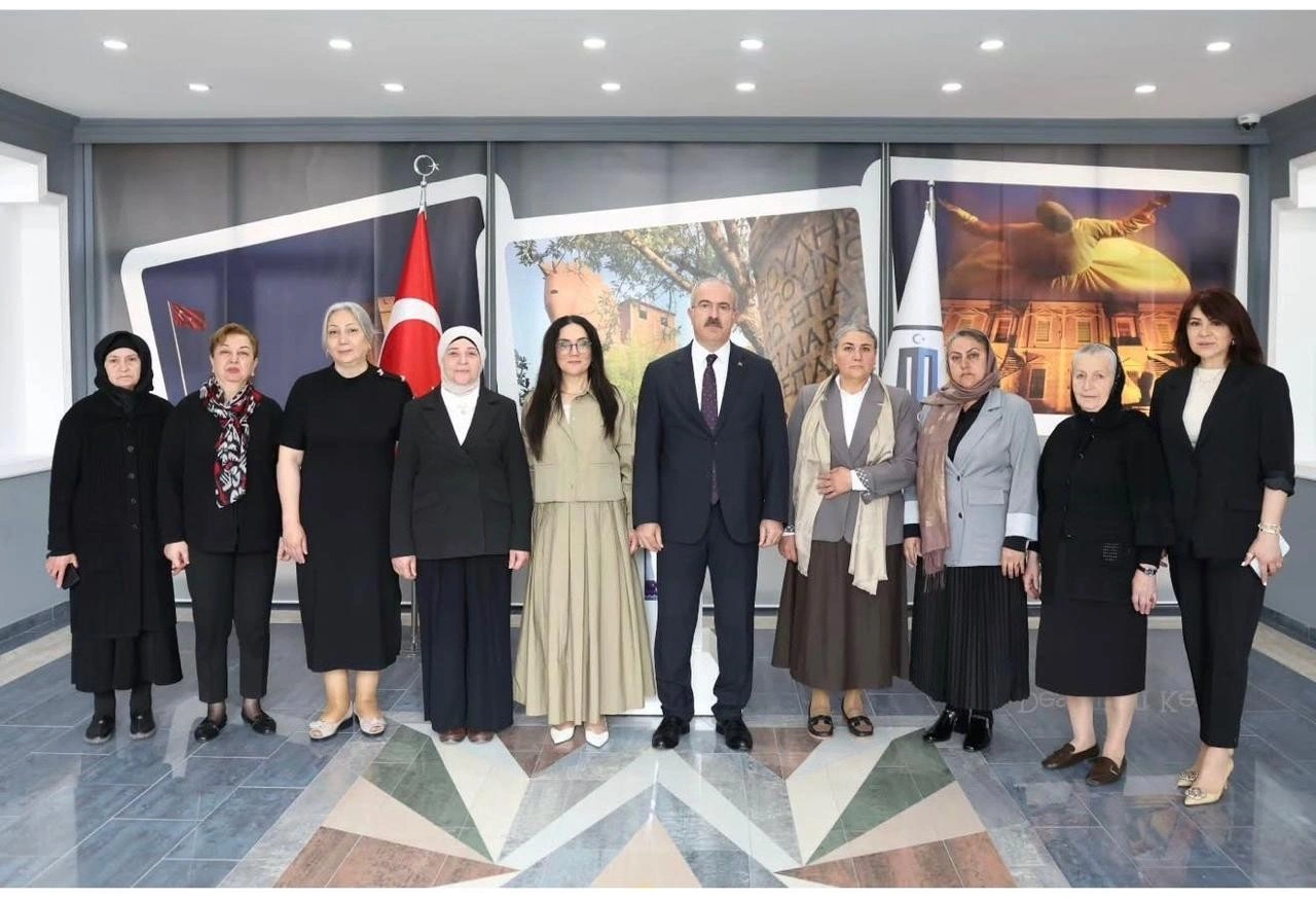 Şəhid ailələri Çanaqqala şəhərini ziyarət ediblər - FOTOLAR