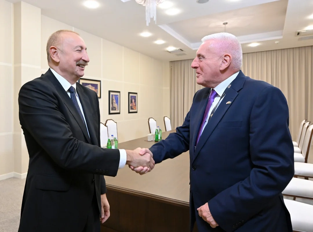 İlham Əliyev Birləşmiş Krallığın müdafiə üzrə dövlət nazirini qəbul etdi - FOTO