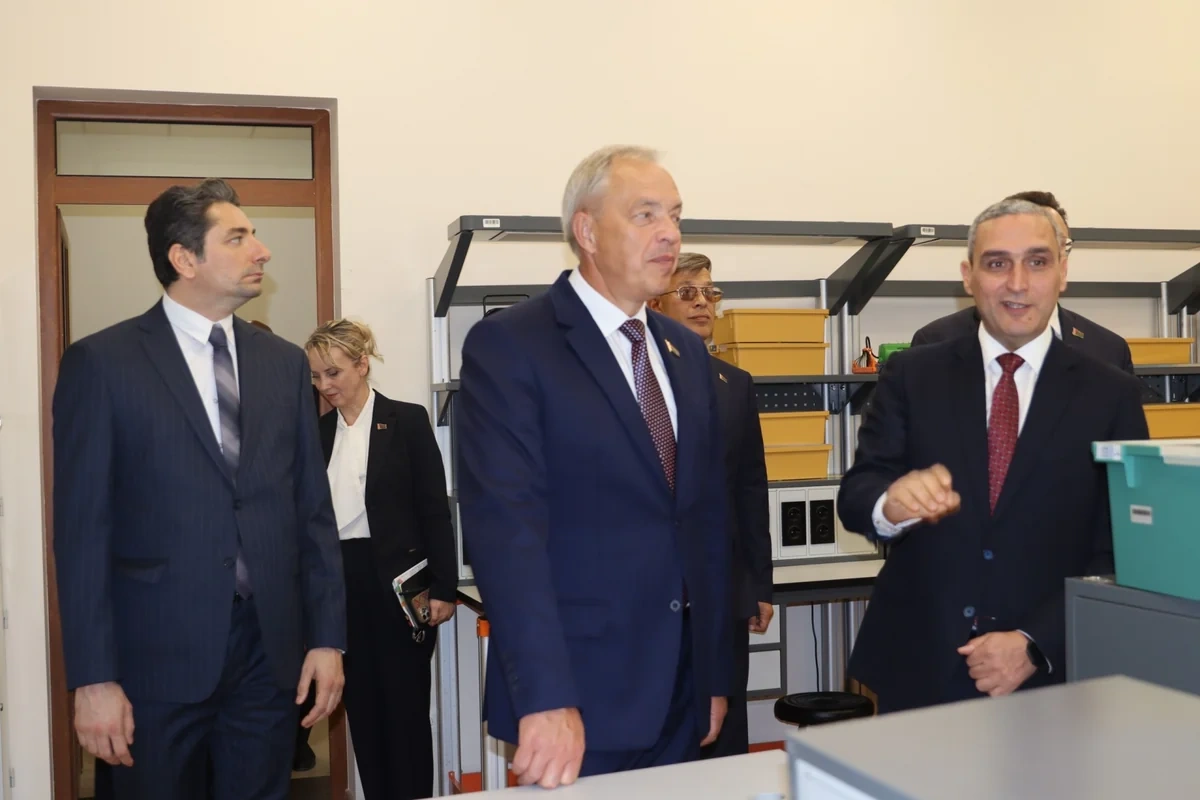 Belarus Milli Assambleyasının Nümayəndələr Palatasının sədri Xankəndiyə səfər edib - FOTO