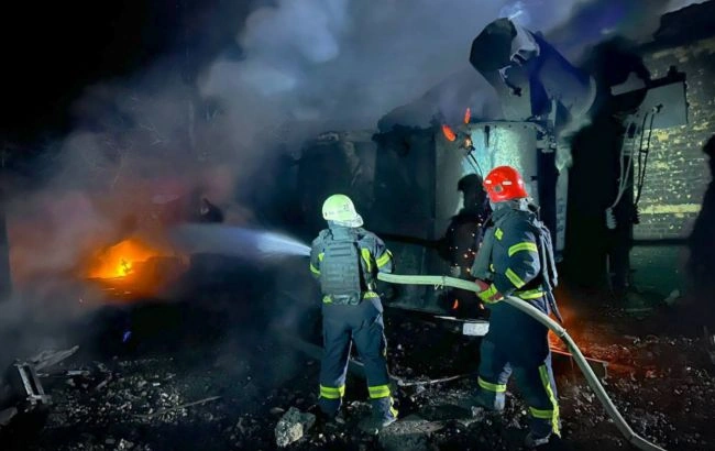 "Ukrayna və Rusiyada gecə hücumları: mülki obyektlər zərbə altında, dron müharibəsi genişlənir" - Ukrayna KİV-ləri