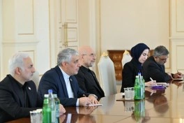 Prezident İlham Əliyev Baqir Qalibafın başçılıq etdiyi nümayəndə heyətini qəbul edib - FOTO
