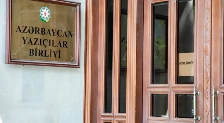 Azərbaycan Yazıçılar Birliyinə üzvlük DAYANDIRILDI