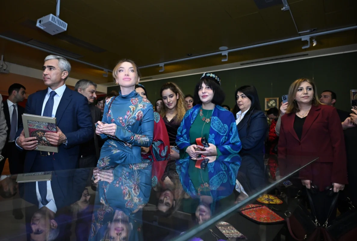 Milli Xalça Muzeyində Nigar Əliyevanın sərgisi açılıb - FOTO