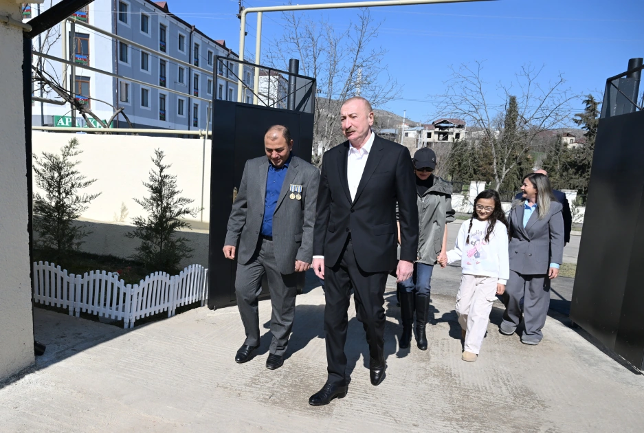 Prezident İlham Əliyev Xocavənd şəhərində görülmüş işlərlə tanış olub - FOTO - YENİLƏNİB