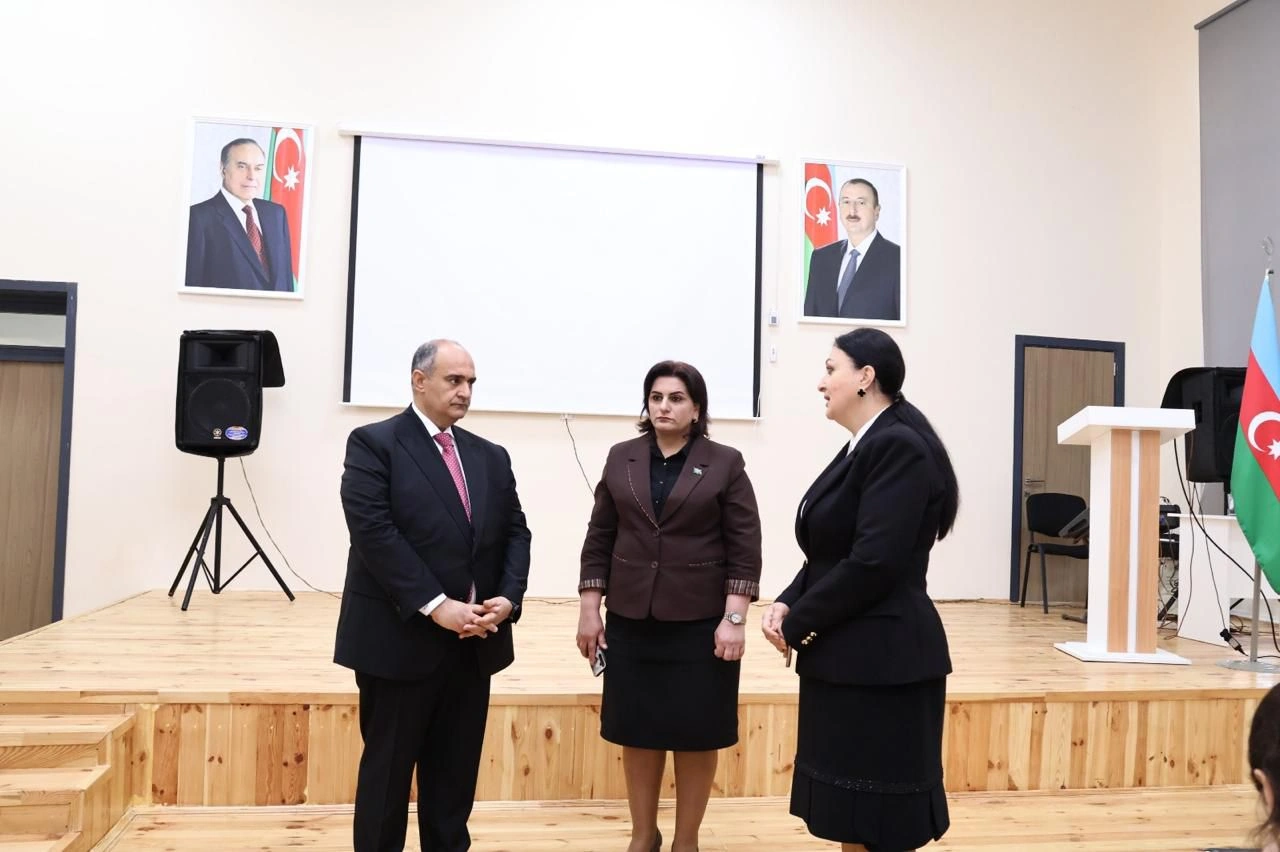BSU-nun rektoru Astara rayonunda məktəblilərlə görüş keçirib - FOTOLAR