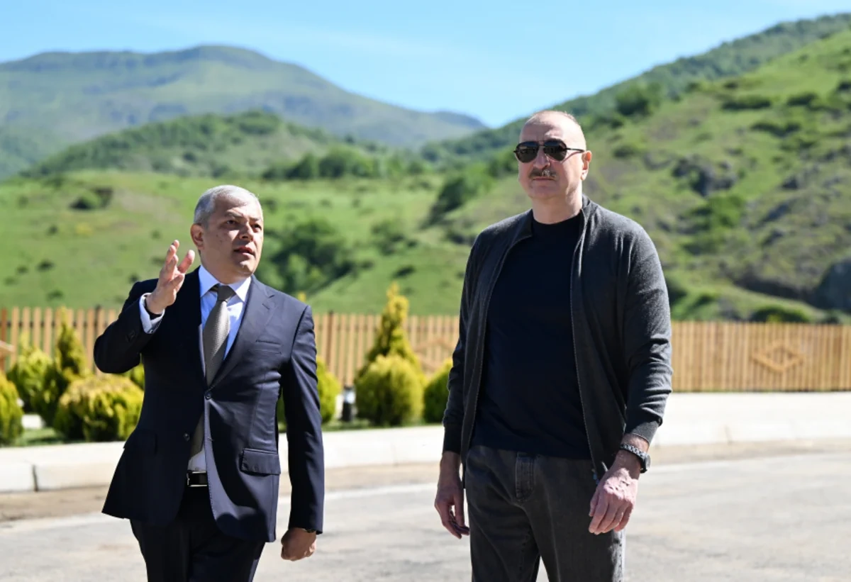 İlham Əliyev Şuşanın Böyük Qaladərəsi kəndində - FOTOLAR