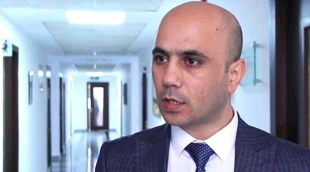 Azərbaycanda "yastıq altında" olan 10 milyard dollar - Bu pul kimlərin evindədir?