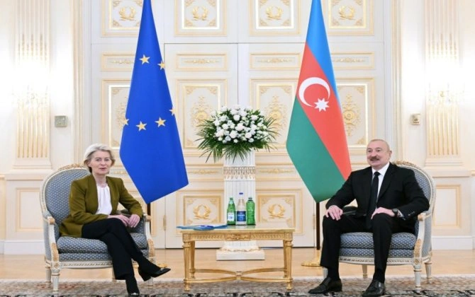 İlham Əliyevin Avropa Komissiyasının Prezidenti ilə təkbətək görüşü olub - FOTO