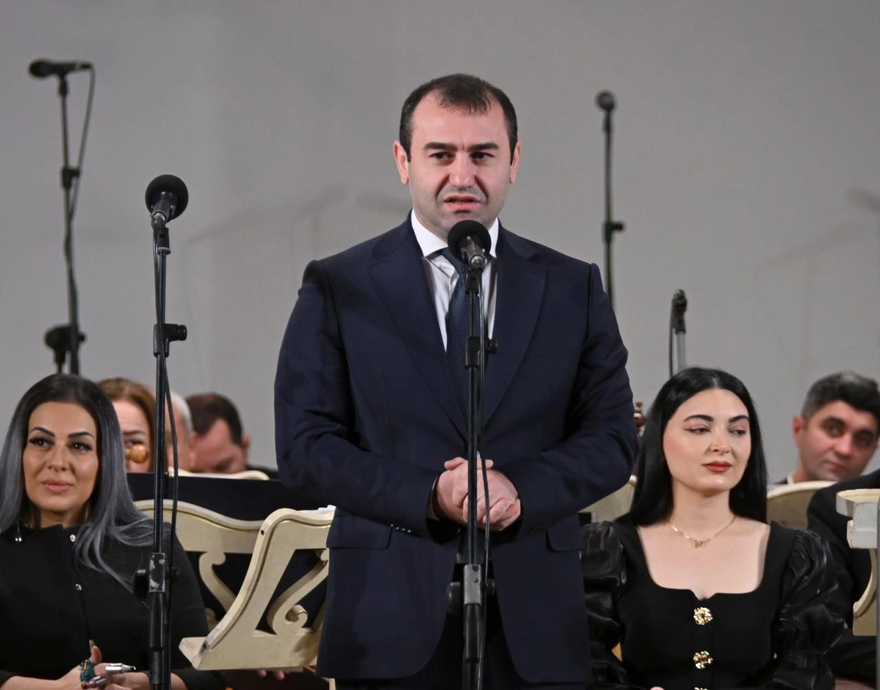 Xalq şairi Fikrət Qocanın 90 illiyinə həsr olunan konsert keçirildi - FOTOLAR