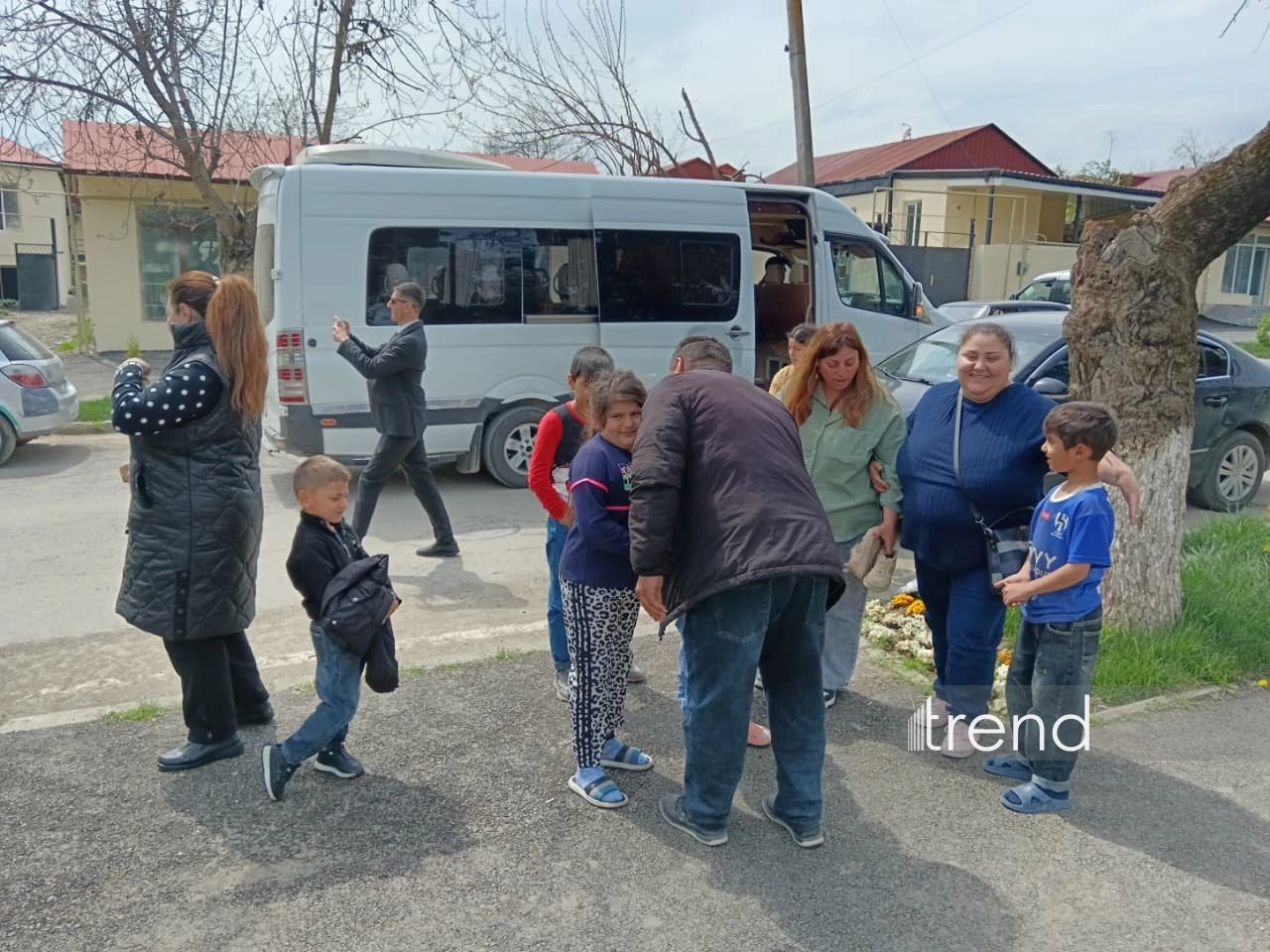 Xocavənd şəhərinə çatan ailələrə mənzillərin açarları təqdim edildi - YENİLƏNİB + FOTO
