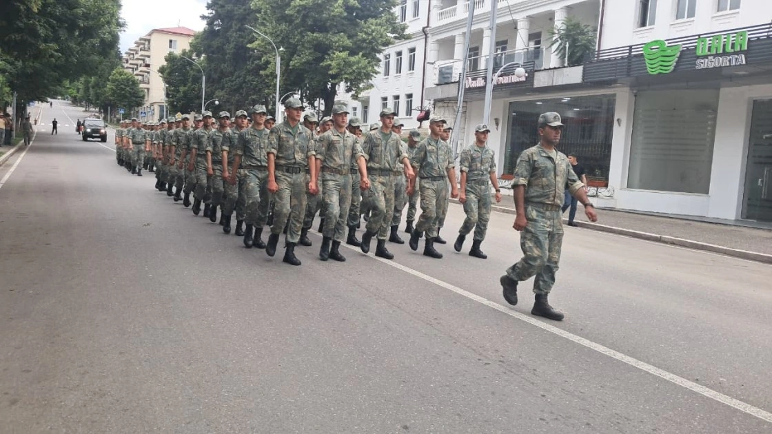 Xankəndidə hərbçilərin yürüşü keçirildi - FOTOLAR