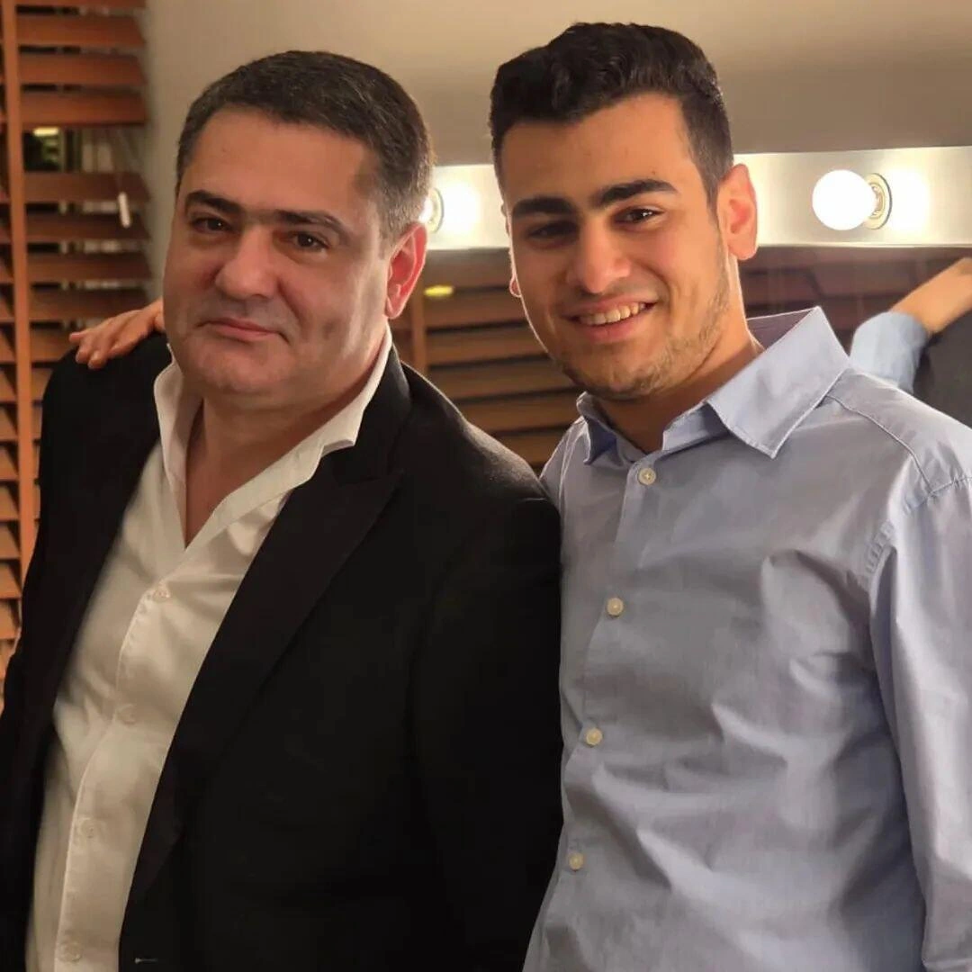Tanınmış meyxanaçı ilk dəfə oğlu ilə FOTOsunu yaydı