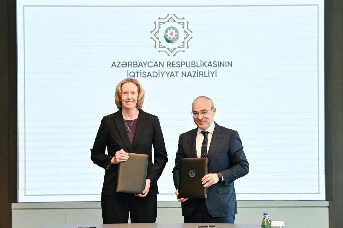 İqtisadiyyat Nazirliyi və SOCAR bp ilə Anlaşma Memorandumu imzalayıb - FOTO