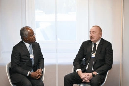 İlham Əliyev Davosda "BlackRock" və "Global Infrastructure Partners"in rəsmiləri ilə görüşüb - FOTO