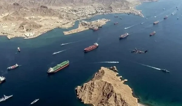 İran və Omanın XİN rəhbərləri Hörmüzü müzakirə etdi