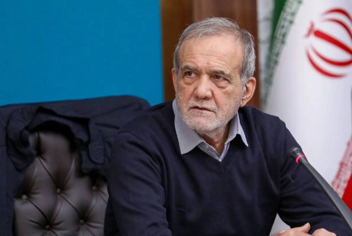 Pezeşkian SEPAH-ı "məsuliyyətsiz" adlandırdı və Xamenei ilə təcili görüş istədi - FOTO