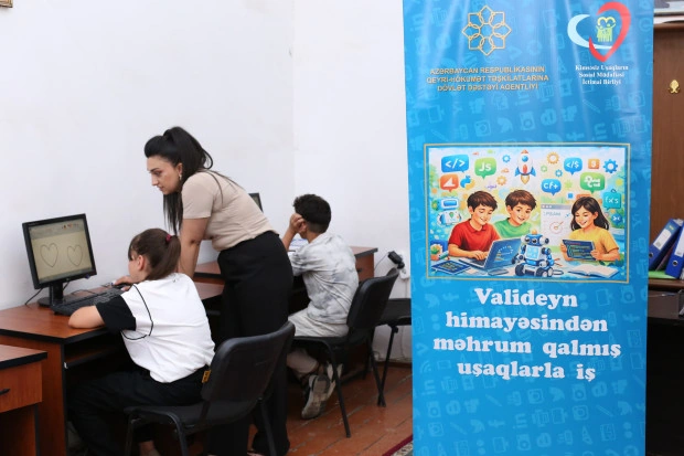 “Valideyn himayəsindən məhrum qalmış uşaqlarla iş” layihəsinin ikinci təlimi