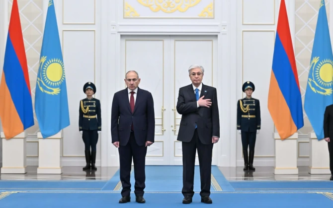Paşinyan Tokayevi Ermənistana səfərə dəvət edib