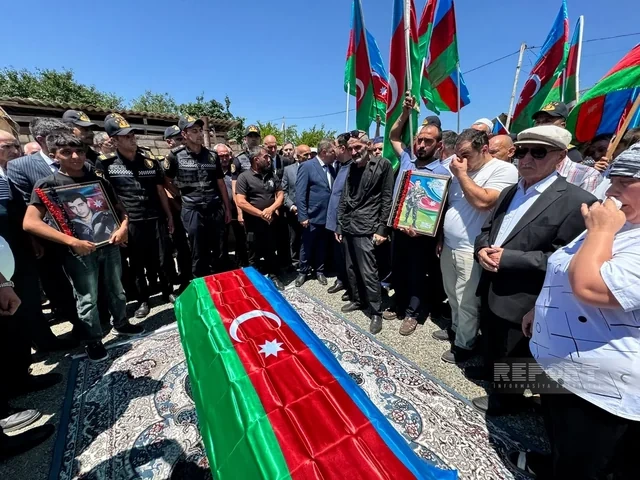 Goranboyda itkin-şəhid Rauf Əhmədov dəfn olundu - FOTO