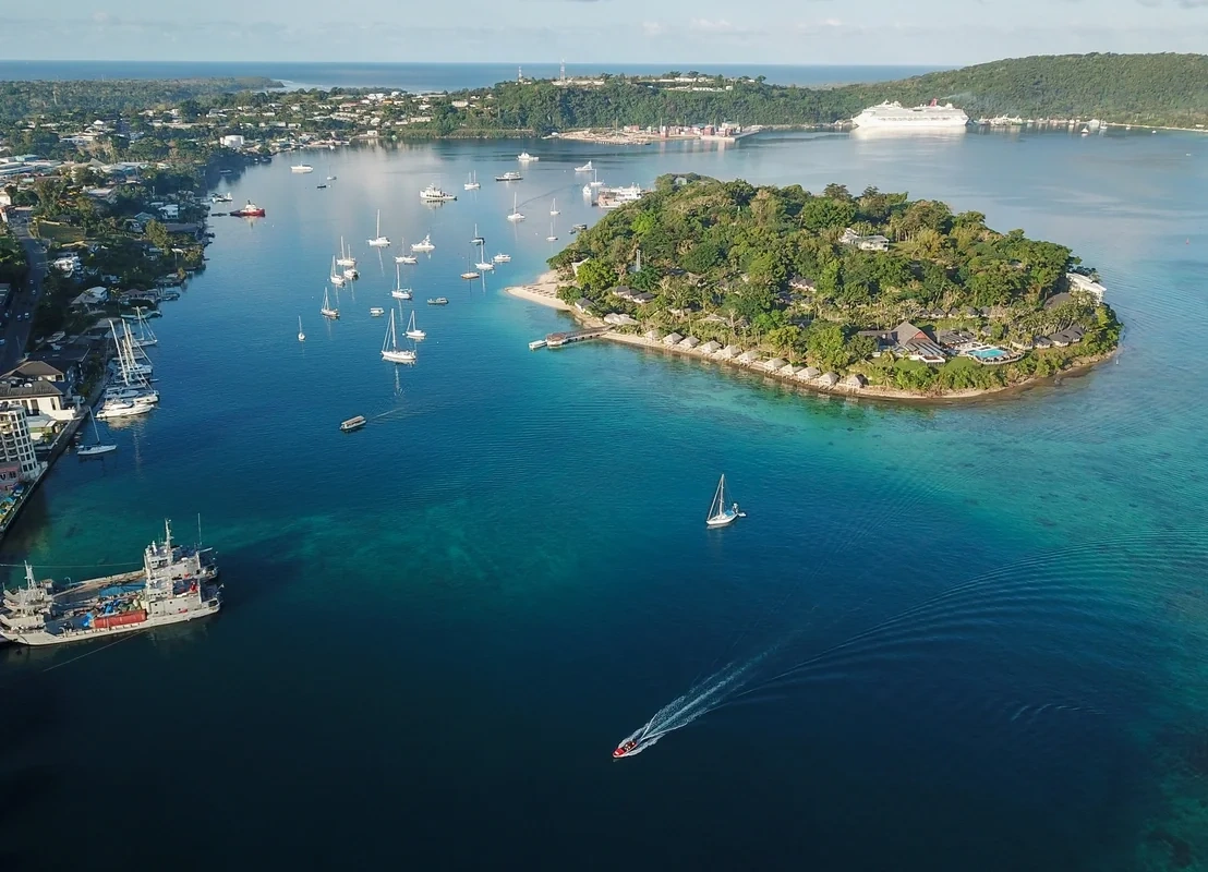 Vanuatu sahillərində güclü zəlzələ oldu