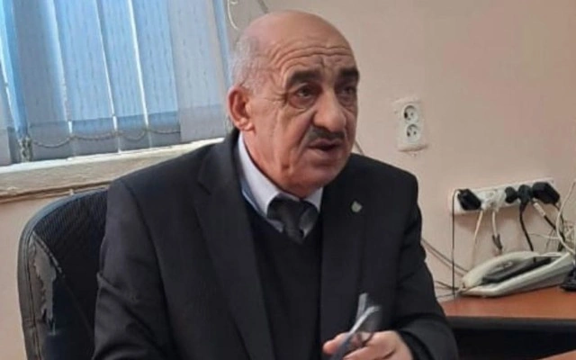 Məktəb direktoru dünyasını dəyişdi - FOTO