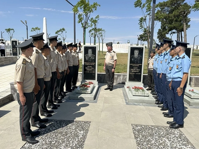 Azərbaycanın Milli Qəhrəmanlarının xatirəsi yad edilib