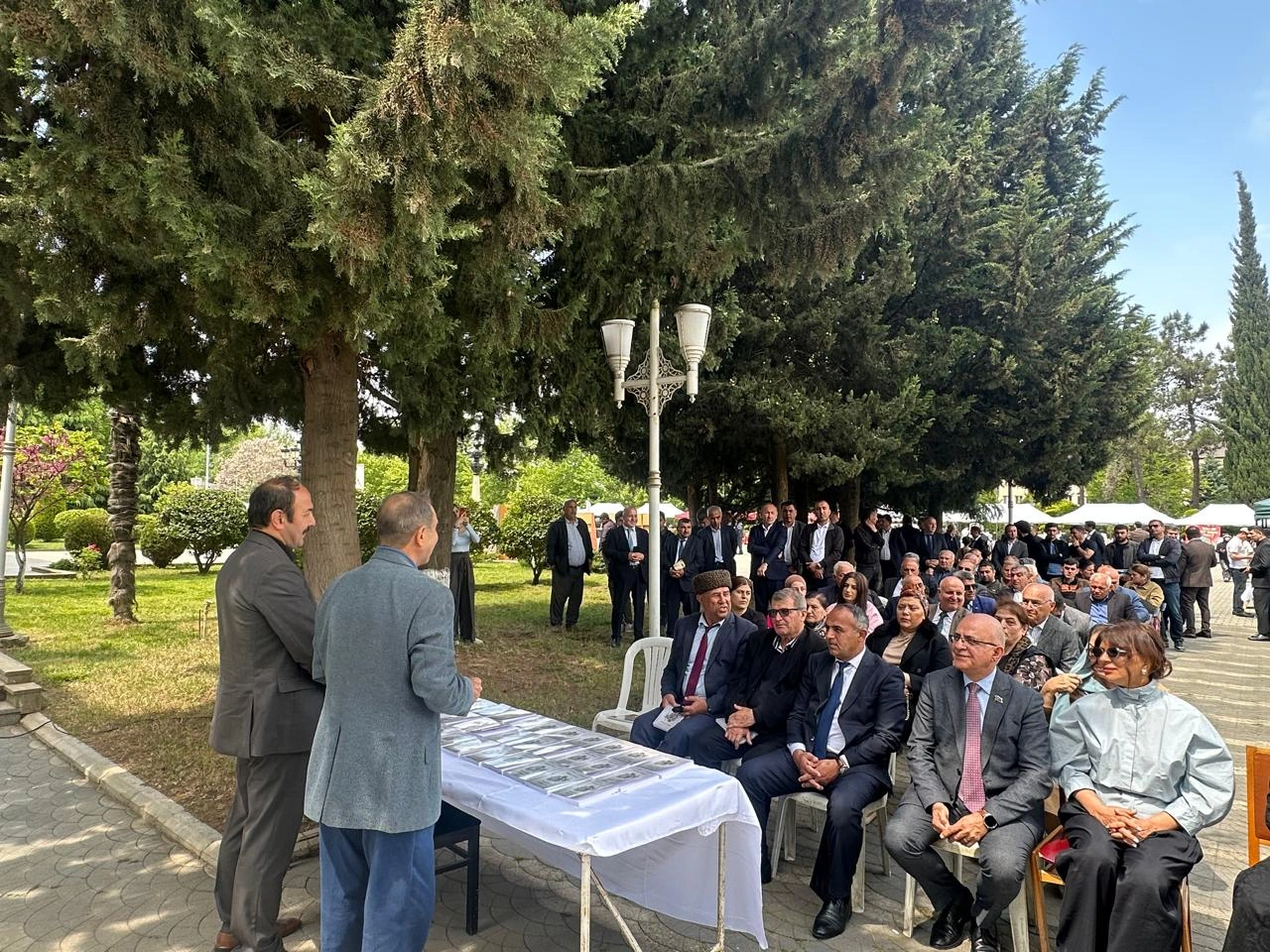 Masallı Kitab Festivalında Əkbər Qoşalının “Seçilmiş əsərləri”nin I cildinin imza mərasimi keçirilib - FOTO