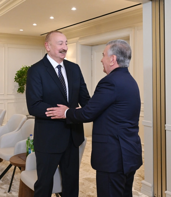İlham Əliyev Özbəkistan Prezidenti ilə görüşüb - FOTO - YENİLƏNİB