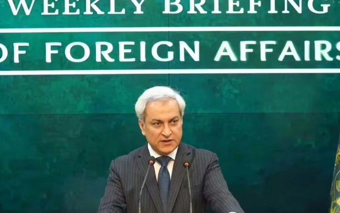 Pakistan ABŞ və İranı silahları yerə qoymağa və danışıqlara çağırıb