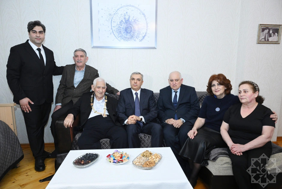 Nəriman Həsənzadəyə “Heydər Əliyev” ordeni təqdim edildi - FOTOLAR