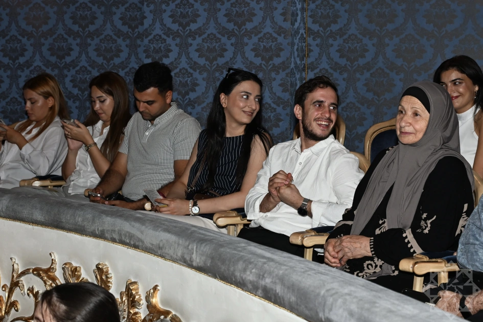 Akademik Musiqili Teatr yeni mövsümə “Arşın mal alan” operettası ilə başlayıb