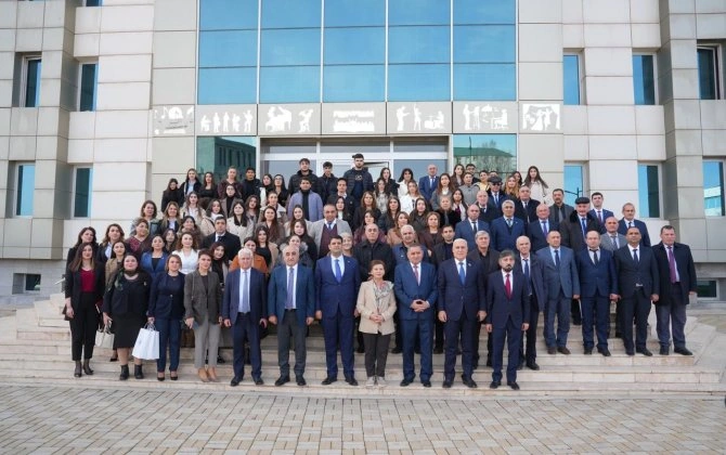 UNEC-in "Elmin populyarlaşdırılması" və “Elm gözəldir: məktəbdən elmə” təşəbbüsü ilə Naxçıvanda silsilə görüşlər keçirildi