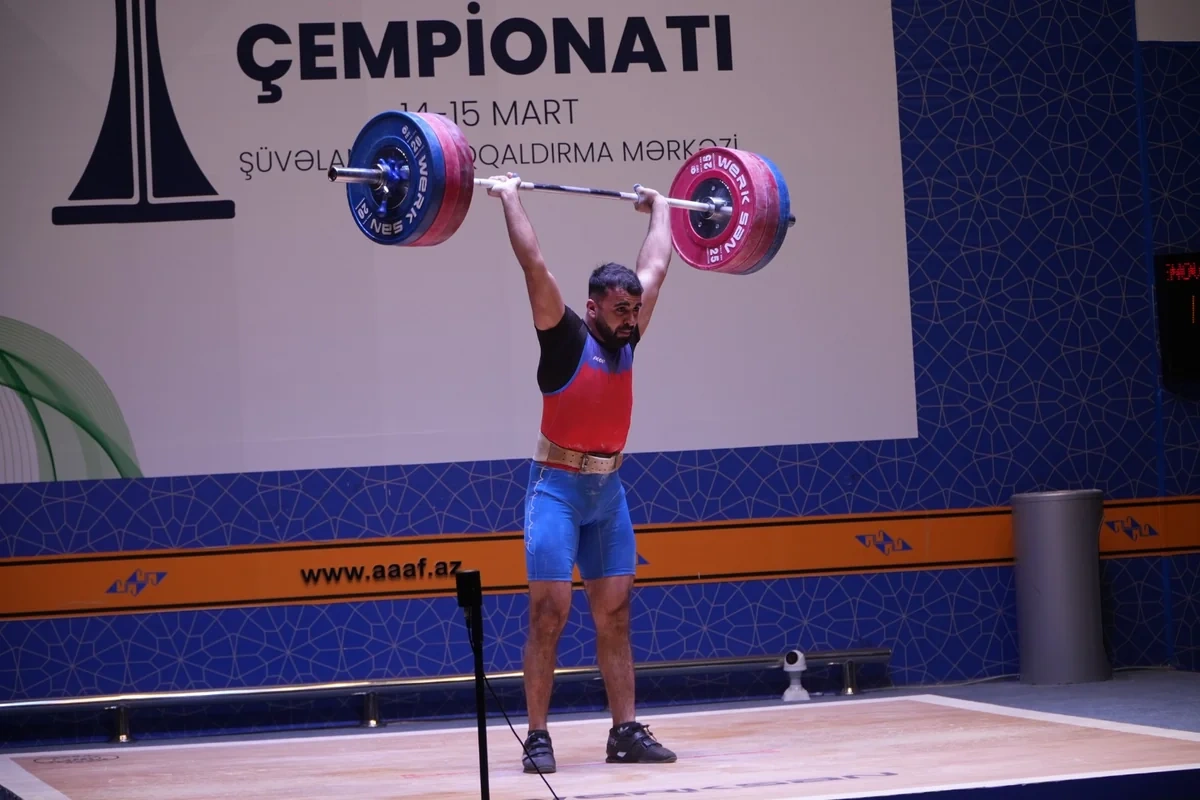 Ağırlıqqaldırma üzrə Azərbaycan çempionatına yekun vuruldu - FOTO