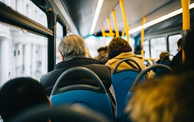 Bakıda avtobusda sərnişin qəfildən ÖLDÜ