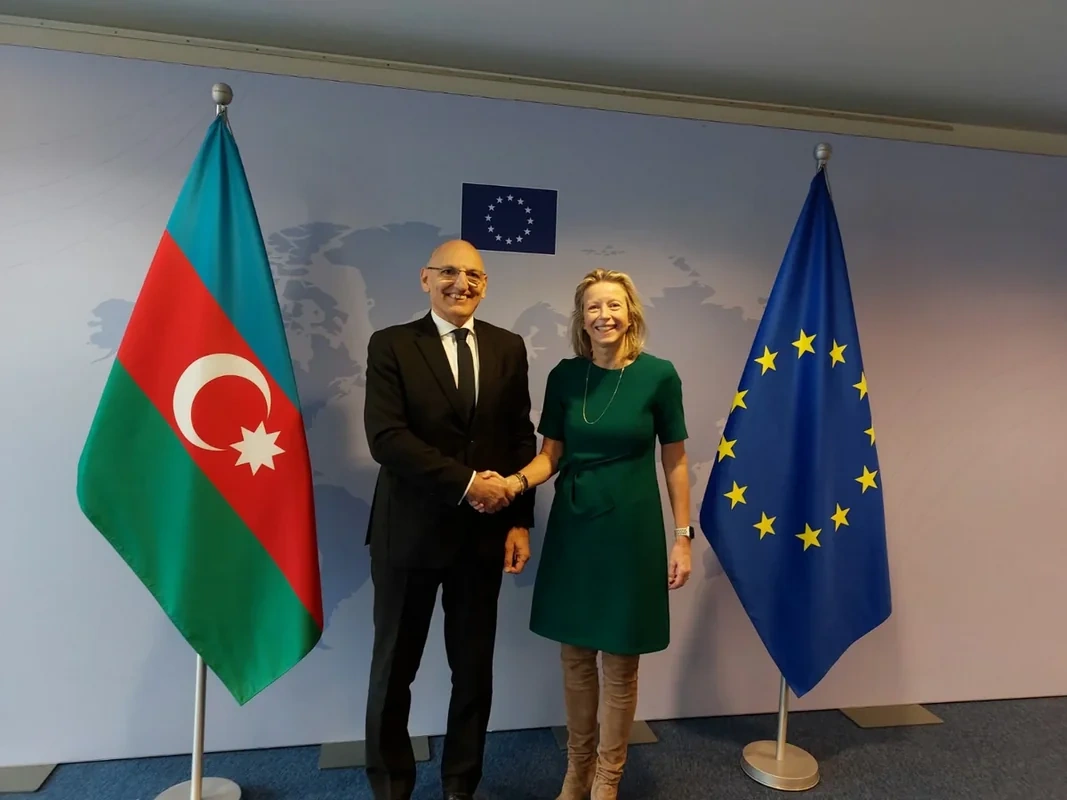 Kaysa Ollongren: "Aİ Azərbaycanla tərəfdaşlığı inkişaf etdirmək niyyətindədir" - FOTO