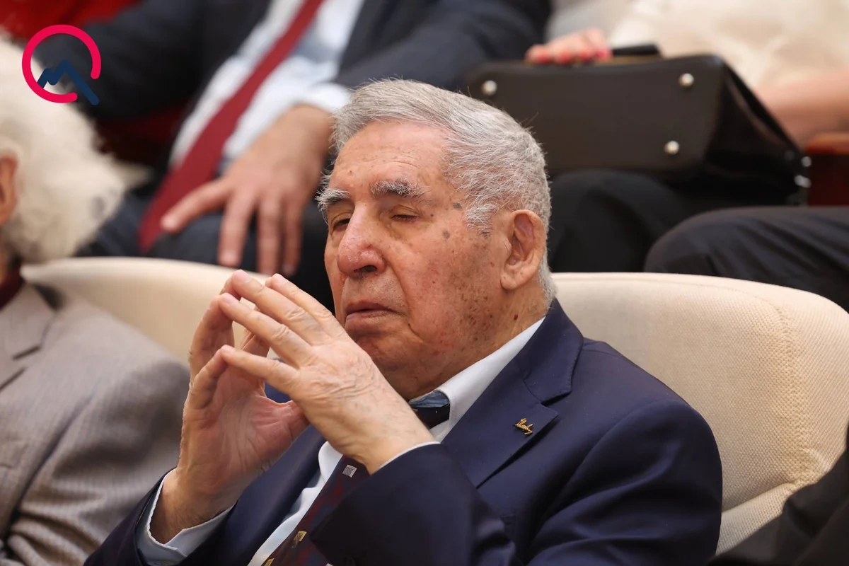 Qəzənfər Paşayev: "Mən yatmamışdım, gözümə işıq salıb çəkdilər"
