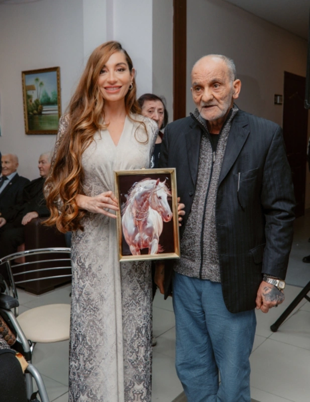 Ahıl şəxslər üçün sosial xidmət müəssisəsində Yeni il süfrəsi açılıb - FOTO