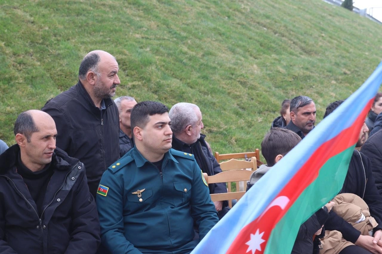 Növbəti köç karvanı Xanabad kəndinə çatıb - FOTOLAR
