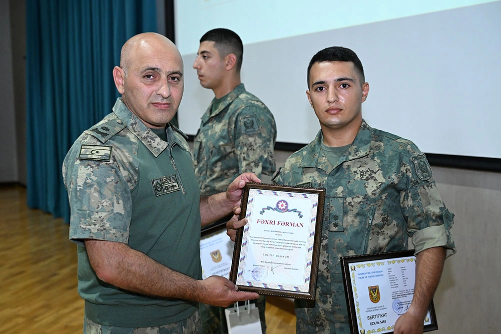 “Ehtiyat zabit hazırlığı kursu”nun növbəti buraxılış mərasimi keçirilib - FOTO