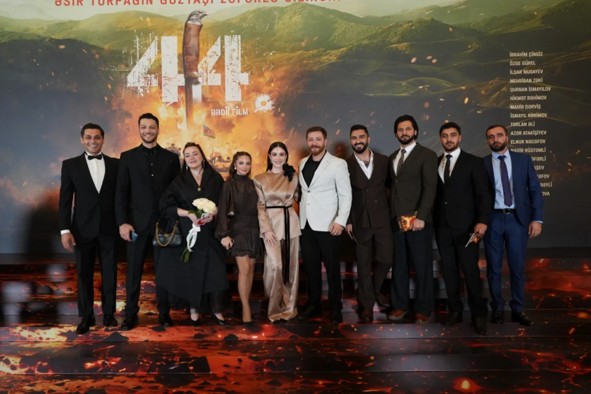 "44" bədii filminin premyerası baş tutub: Arzu Əliyeva və Alyona Əliyeva təqdimatda iştirak ediblər