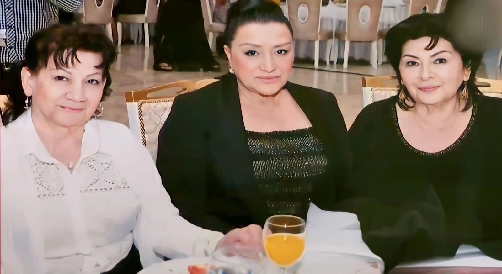 “4 il idi ki, AZTV açılmışdı, ora işə gəldim, indi də qoca kişilər yolda yaxınlaşıb deyirlər ki...” - ÖZƏL