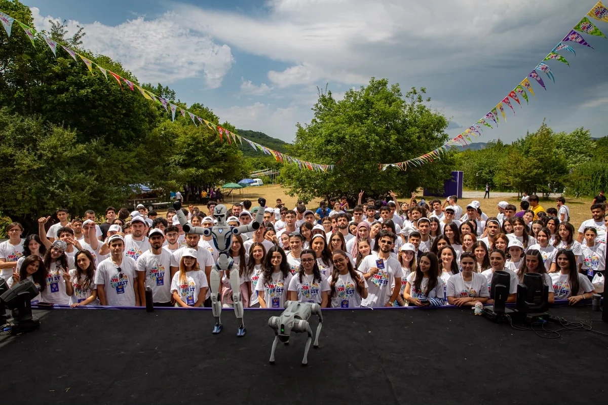 "Yay Fest 2026"nın iştirakçıları müasir şəhərlər və texnologiyalar barədə məlumatlandırılıb - FOTO