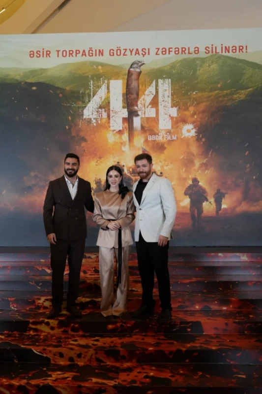 "44" bədii filminin premyerası baş tutub: Arzu Əliyeva və Alyona Əliyeva təqdimatda iştirak ediblər