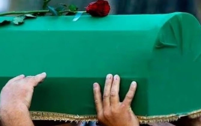 Tanınmış jurnalist VƏFAT ETDİ - FOTO