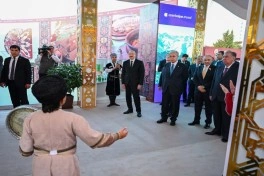 Prezident İlham Əliyev MDB Ölkələrinin Milli Kulinariya Festivalı ilə tanış olub, rəsmi qəbulda iştirak edib - FOTO