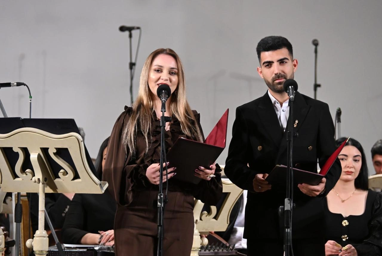 Xalq şairi Fikrət Qocanın 90 illiyinə həsr olunan konsert keçirildi - FOTOLAR