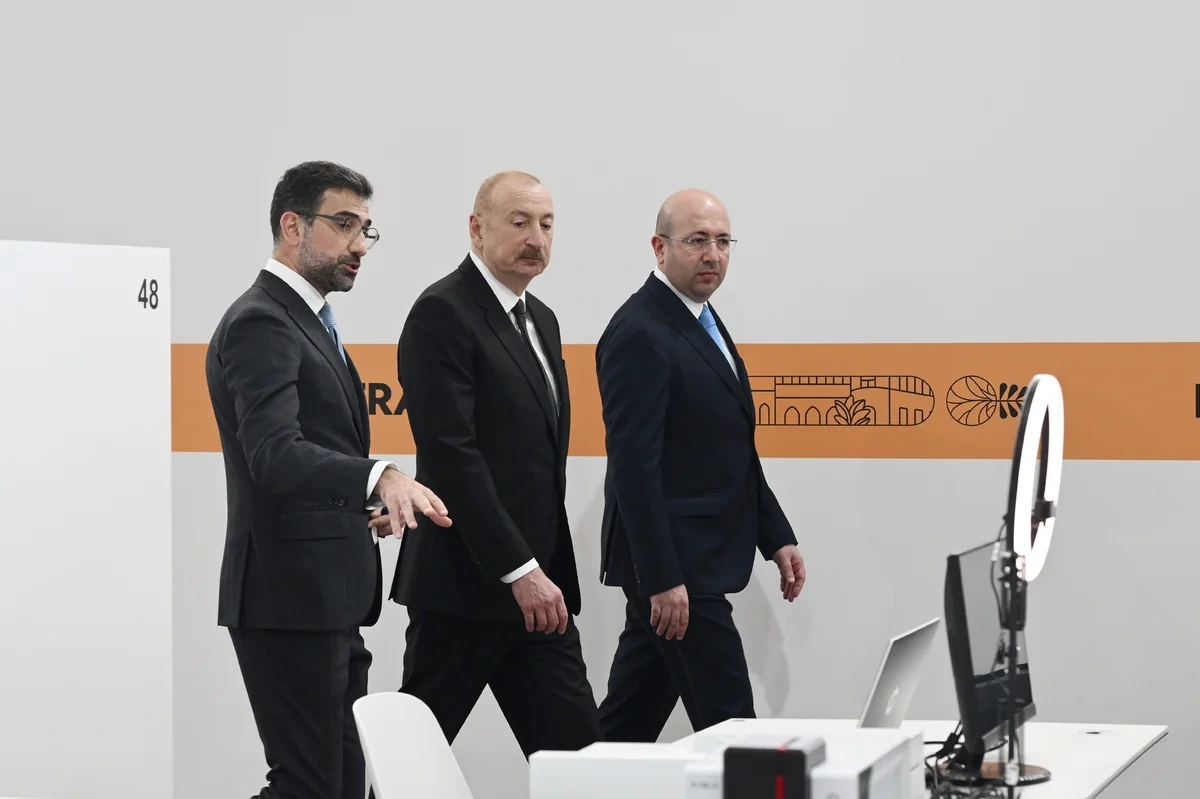 İlham Əliyev Bakı Olimpiya Stadionunun ərazisində WUF13 ilə bağlı görülən işlərlə tanış oldu - FOTO