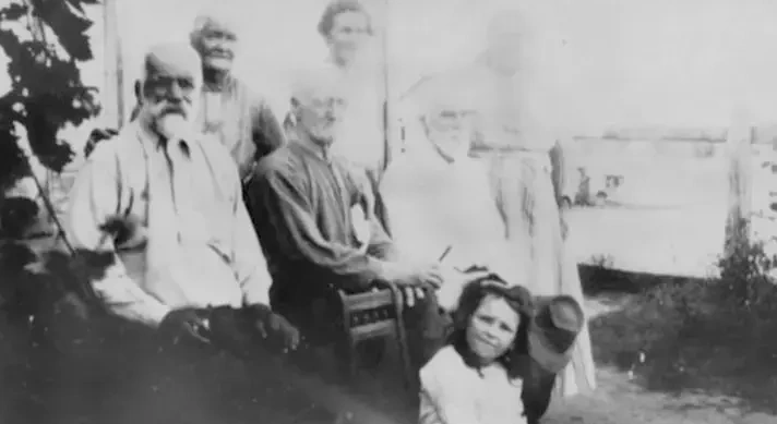 İnsanların mavi dərili doğulduğu qeyri-adi yer — FOTOLAR