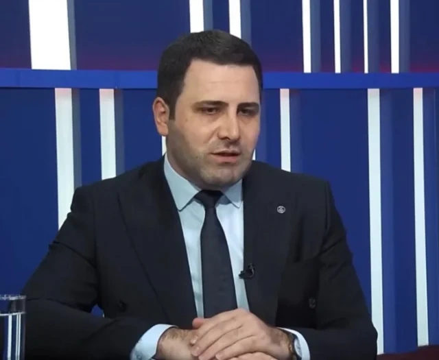 Toğrul Turabova nazirlikdə yüksək VƏZİFƏ VERİLDİ - FOTO