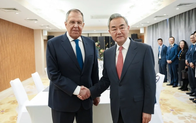 Lavrov və Van İ AQEM çərçivəsində əməkdaşlığı müzakirə ediblər